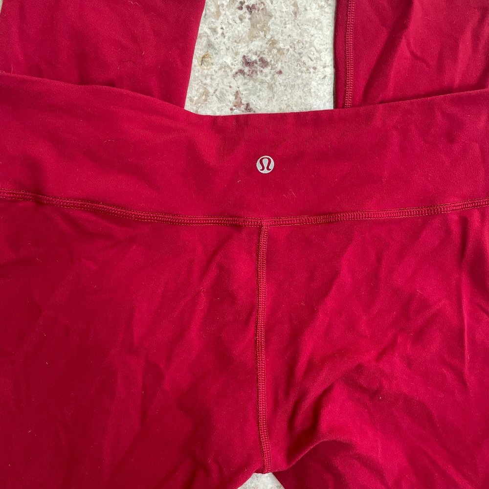 Lululemon Wunder Unders, Size 10